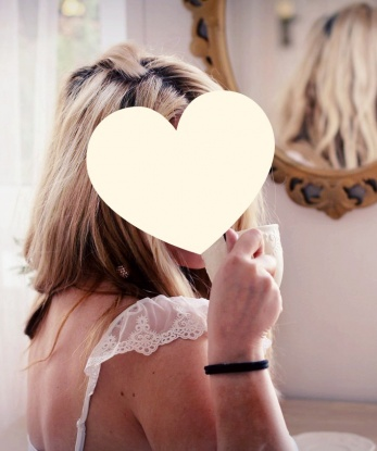Фаина, 32
